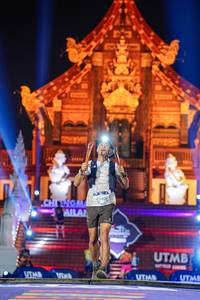 BIB: 9240
                            <button type="button" onclick="openModal(22348479)" class="btn btn-primary btn-sm float-right btn-popup" data-toggle="modal" data-target=".modal-high-quality">
                        <i class="fas fa-shopping-cart"></i> Add to Cart
                    </button>
                                            <button type="button" onclick="isThisMe(22348479, true)" class="btn btn-success btn-sm float-right btn-popup btn-isme hidden" data-toggle="tooltip" data-placement="bottom" title="นี่คือรูปของคุณใช่ไหม คลิกที่นี่เพื่อเอาเข้าอัลบั้ม">
                        <i class="fas fa-plus"></i> Add to album
                    </button>
                    <button type="button" onclick="isThisMe(22348479, false)" class="btn btn-warning btn-sm float-right btn-popup btn-isnotme hidden">
                        <i class="fas fa-ban"></i> Remove from album
                    </button>